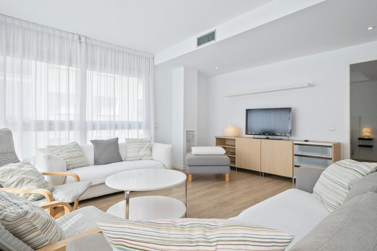 Apartaments Pepita Bandert كامبريلس المظهر الخارجي الصورة