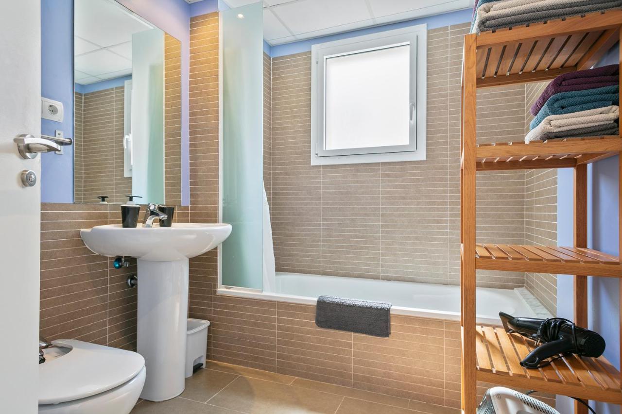 Apartaments Pepita Bandert كامبريلس المظهر الخارجي الصورة