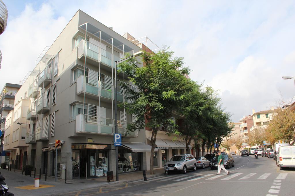 Apartaments Pepita Bandert كامبريلس المظهر الخارجي الصورة